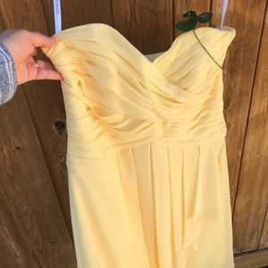 DAVID’S BRIDAL bridesmaid midi strapless dress